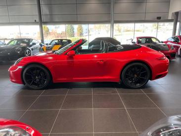Porsche 991 II Carrera Cabriolet — photo 2