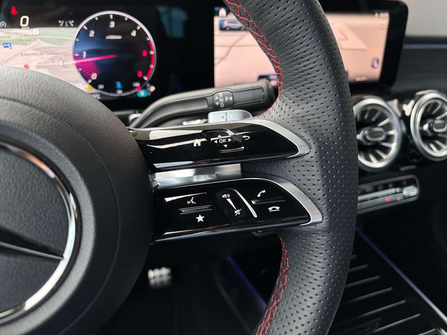 Mercedes GLB 220 AMG LINE - 2025 - Joinsteer - #13