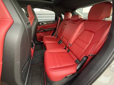 Porsche Cayenne III Coupé Platinum Edition — photo 18
