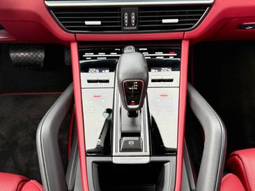 Porsche Cayenne III Coupé Platinum Edition — photo 22