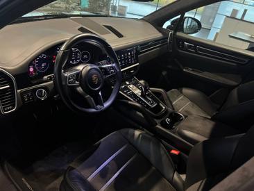 Porsche Cayenne III GTS — photo 12