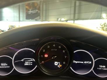 Porsche Cayenne III GTS — photo 16