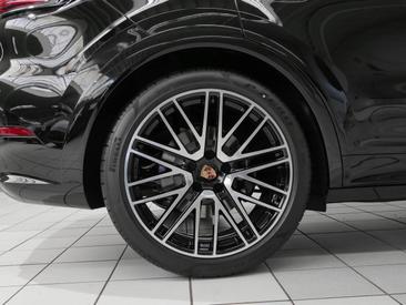 Porsche Cayenne III S Coupé — photo 11