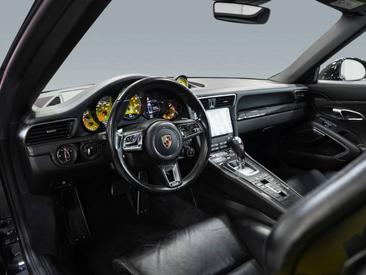 Porsche 991 II Turbo S Cabriolet — photo 13