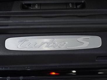 Porsche 991 II Turbo S Cabriolet — photo 36