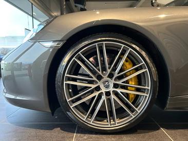 Porsche 991 II Targa 4 S — photo 6