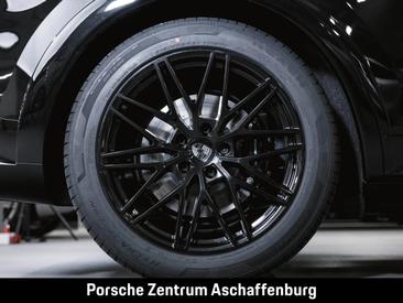 Porsche Cayenne III Turbo E-Hybrid — photo 13