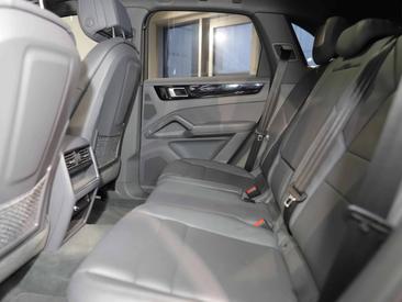 Porsche Cayenne III E-Hybrid — photo 15