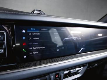 Porsche Cayenne III Turbo E-Hybrid — photo 38