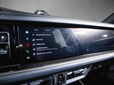 Porsche Cayenne III Turbo E-Hybrid — photo 39