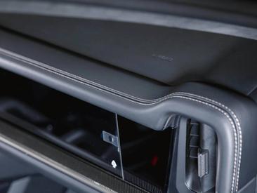 Porsche Cayenne III Turbo E-Hybrid — photo 42