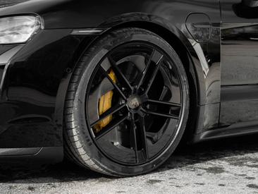 Porsche Taycan ph2 Turbo S Sport Turismo — photo 8