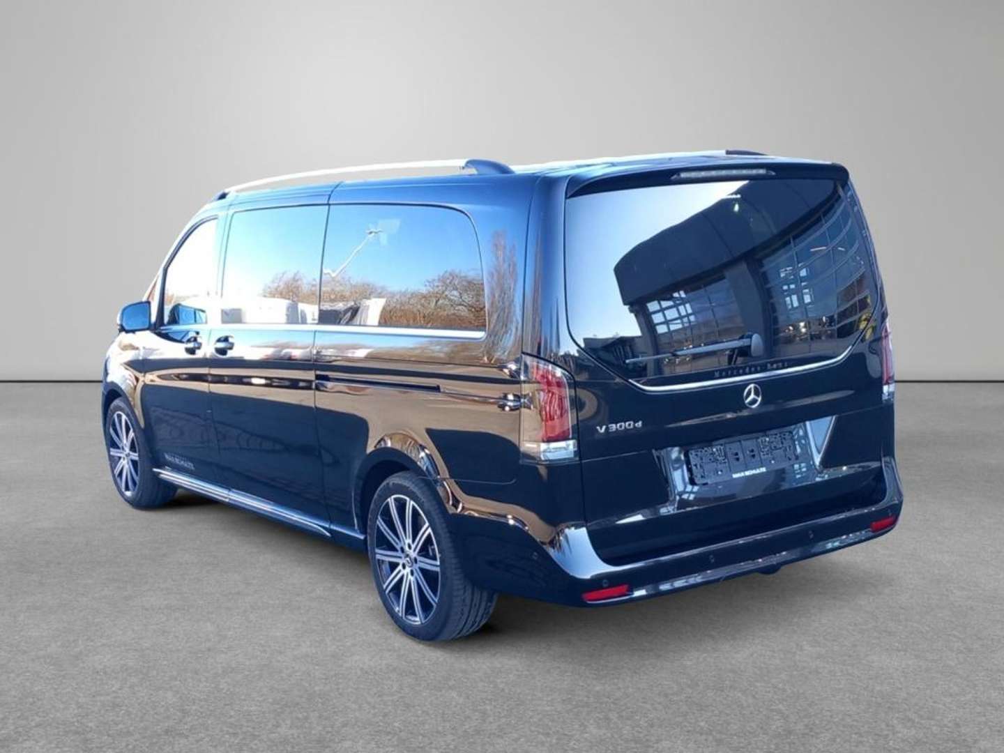 Mercedes V-Class 300 Exclusive - 2025 - Joinsteer - #1