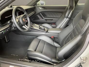 Porsche 992 II Carrera GTS — photo 13