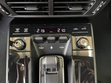 Porsche 992 II Carrera GTS — photo 18