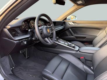 Porsche 992 I Carrera — photo 15