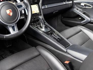 Porsche 991 I Turbo Cabriolet — photo 16
