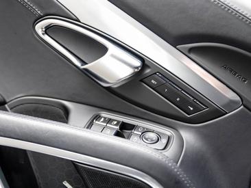 Porsche 991 I Turbo Cabriolet — photo 34
