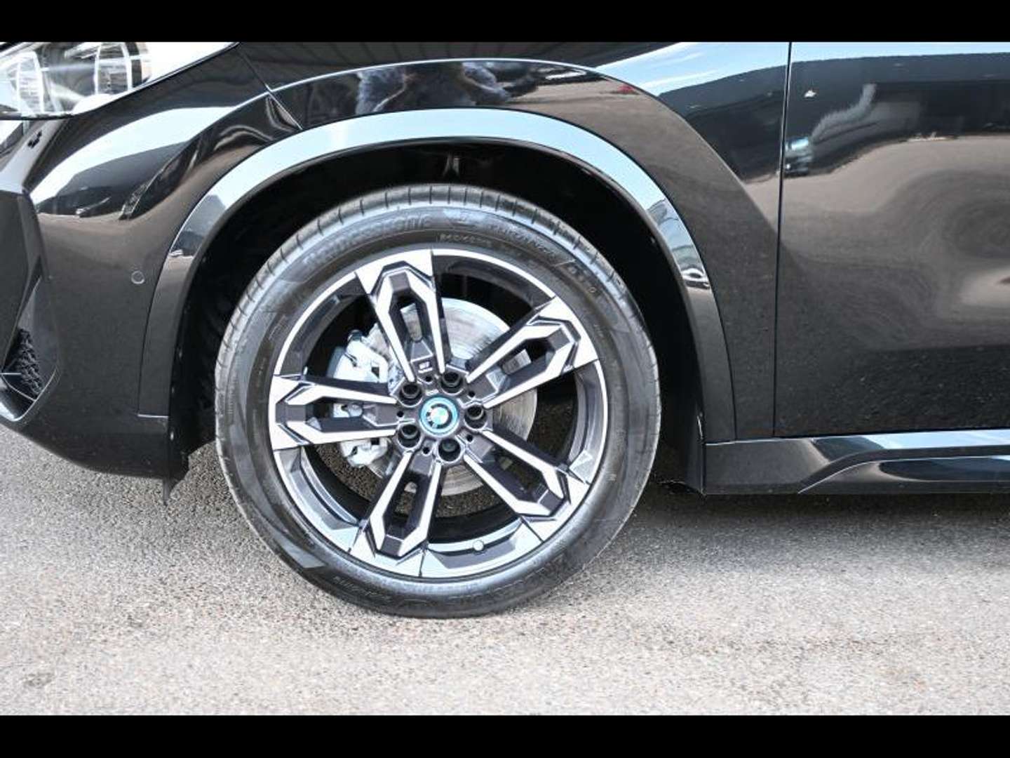 BMW IX1 M Sport Électrique - 2024 - Joinsteer - #4