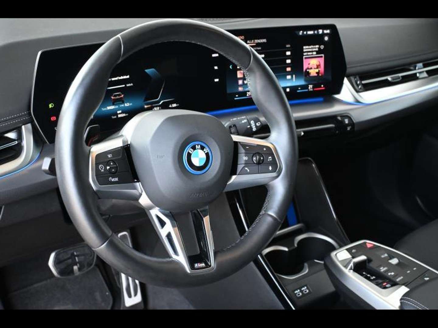 BMW IX1 M Sport Électrique - 2024 - Joinsteer - #8