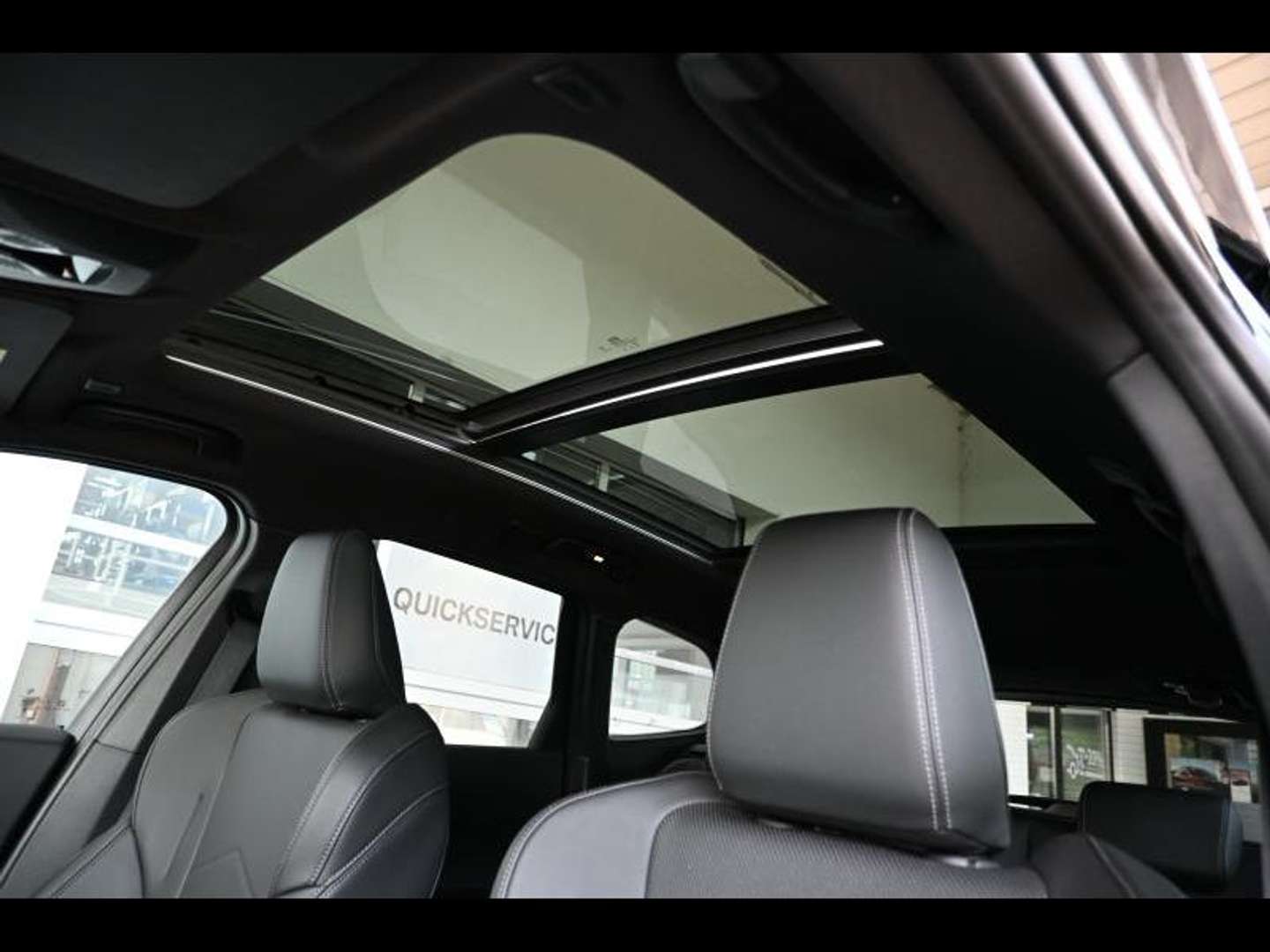 BMW IX1 M Sport Électrique - 2024 - Joinsteer - #13