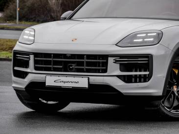 Porsche Cayenne III Turbo E-Hybrid — photo 7