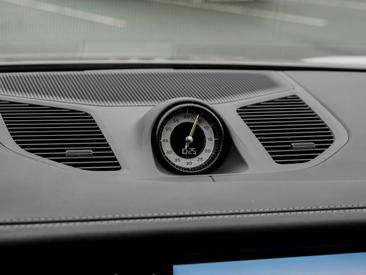 Porsche Cayenne III Turbo E-Hybrid — photo 21