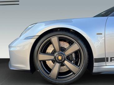 Porsche 992 II Spirit 70 — photo 6