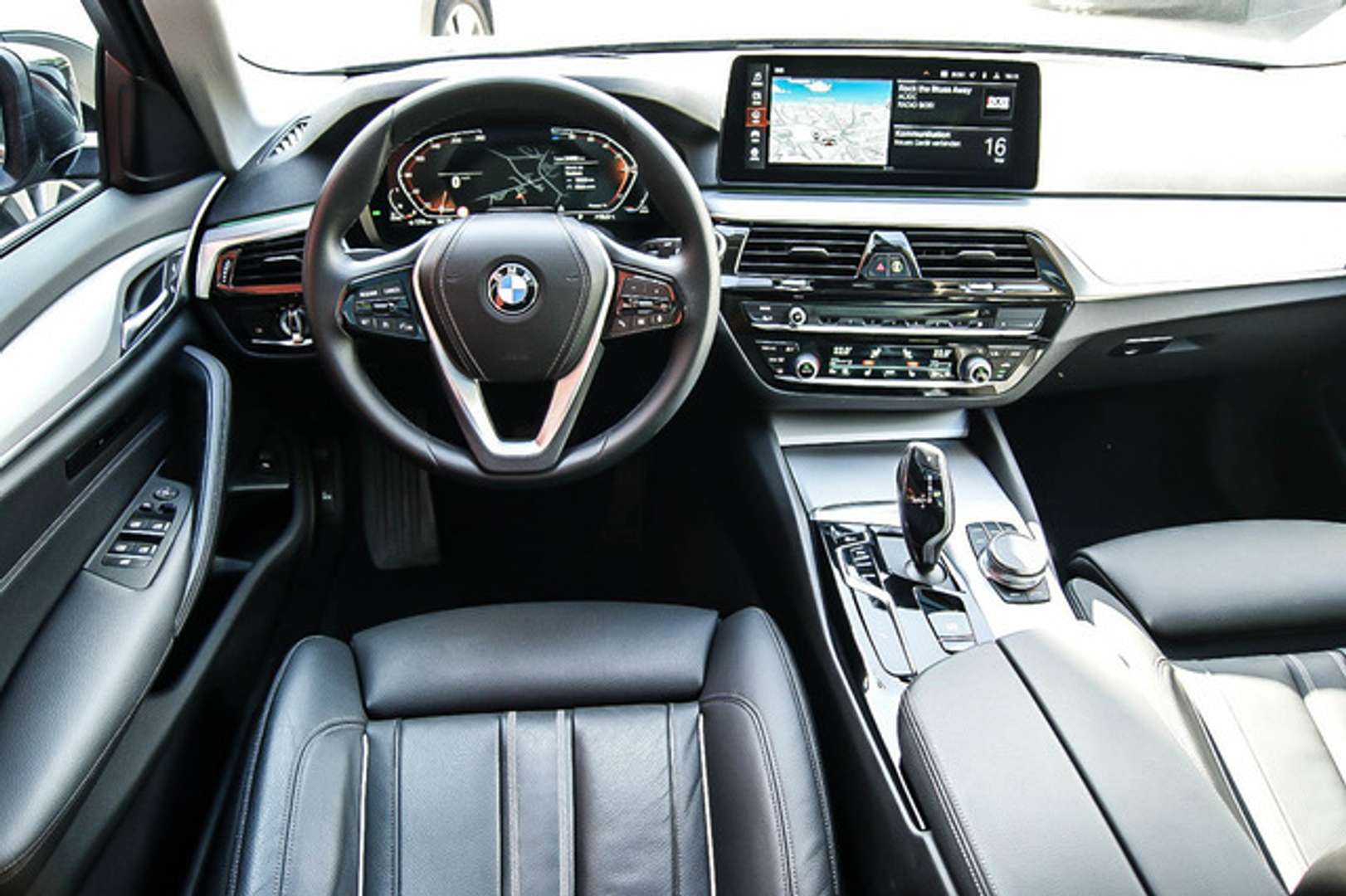 BMW Série 5 Touring Luxe 520d - 2023 - Joinsteer - #6