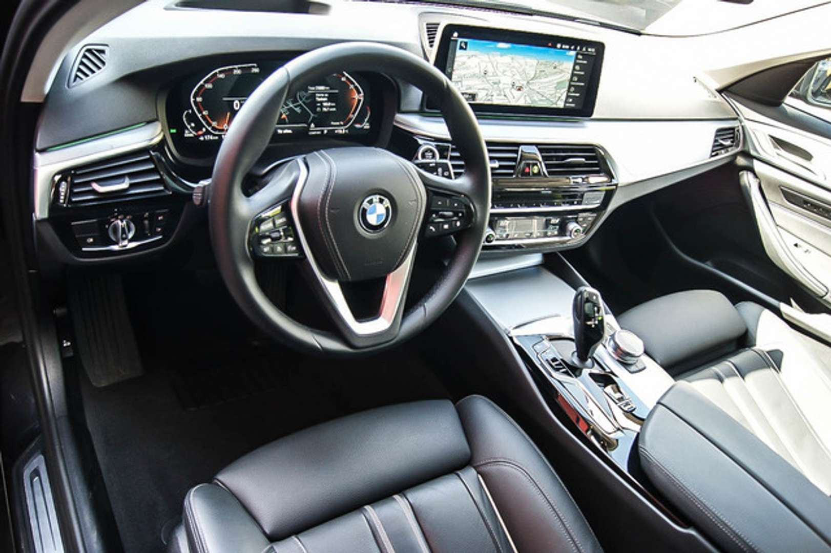 BMW Série 5 Touring Luxe 520d - 2023 - Joinsteer - #9