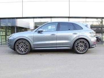 Porsche Cayenne III Turbo E-Hybrid — photo 2