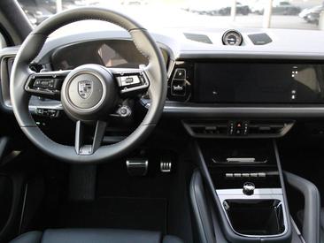 Porsche Cayenne III Turbo E-Hybrid — photo 13
