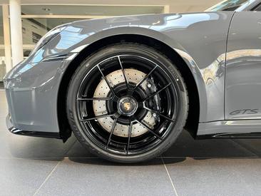 Porsche 992 II Carrera GTS — photo 6
