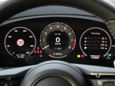 Porsche Cayenne III Turbo E-Hybrid — photo 15