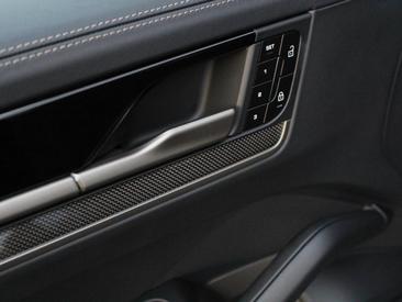 Porsche Cayenne III Turbo E-Hybrid — photo 33