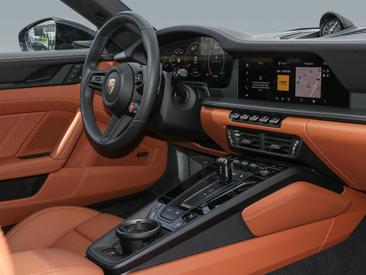 Porsche 992 II Carrera GTS — photo 12