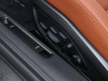 Porsche 992 II Carrera GTS — photo 24