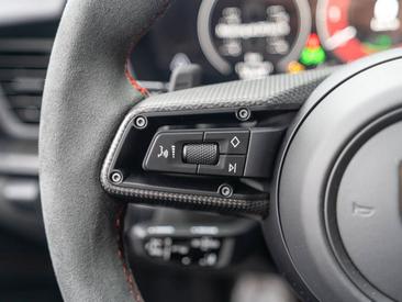 Porsche 992 II Carrera GTS — photo 32