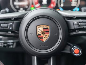 Porsche 992 II Carrera GTS — photo 33