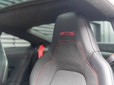 Porsche 992 II Carrera GTS — photo 42