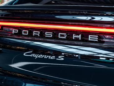 Porsche Cayenne III S Coupé — photo 21