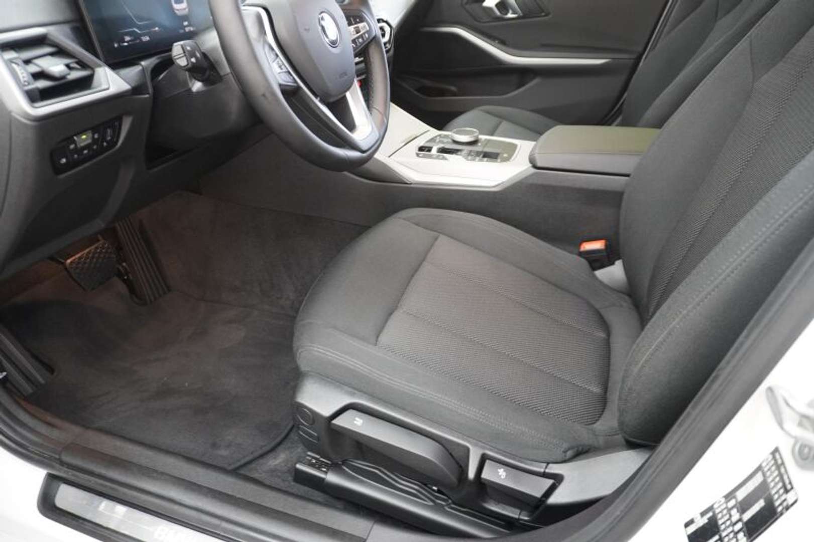 BMW Série 3 Business 318i - 2024 - Joinsteer - #8