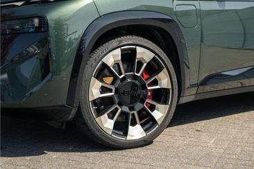 BMW XM — photo 3
