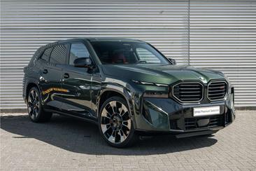 BMW XM — photo 9