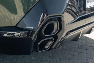 BMW XM — photo 15