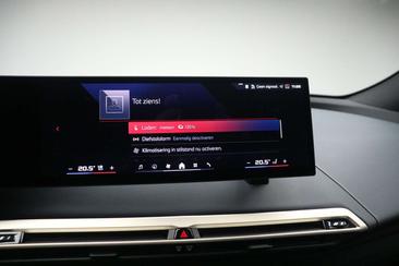 BMW IX M60 XDrive — photo 12