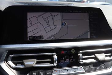 BMW Série 3 M Sport 330e — photo 15
