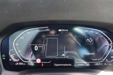 BMW Série 3 M Sport 330e — photo 19