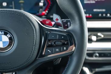 BMW XM — photo 31
