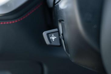 BMW XM — photo 33